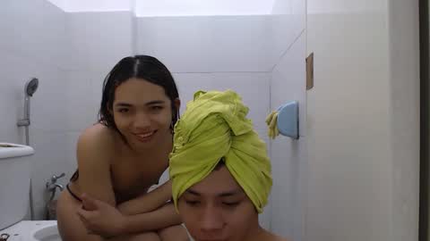 Snapshot of yourgirlzachary chatting on February 20, 12:52 am Goddess Yoshi online show from February 20, 12:52 am