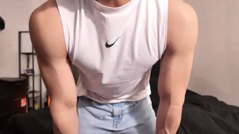 yourguuy21 online show from February 7, 4:59 am