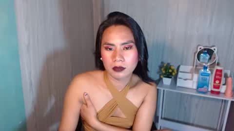 Mauie  online show from March 9, 9:36 pm