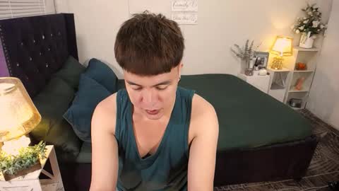 --               online show from October 12, 4:43 pm