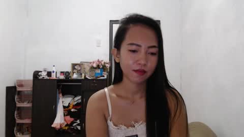 Snapshot of yourloving_maris chatting on March 4, 1:23 am yourloving_maris online show from March 4, 1:23 am