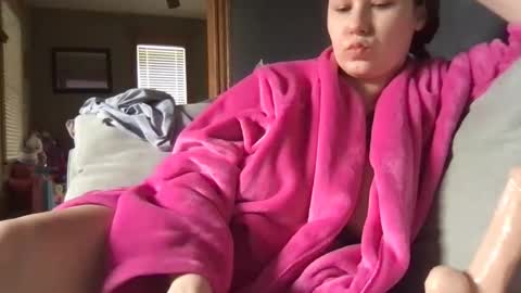 yournewbigmama online show from February 19, 5:06 pm