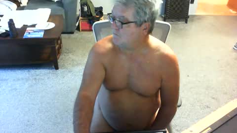 yourpoppi55 online show from August 8, 11:31 am