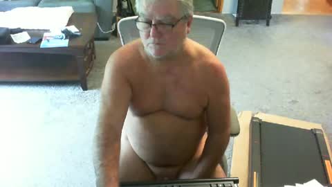 yourpoppi55 online show from August 2, 2:08 pm