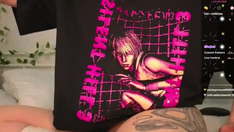 Scarlett online show from April 4, 1:51 pm