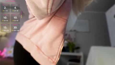 Luminous Luna online show from March 13, 9:12 am