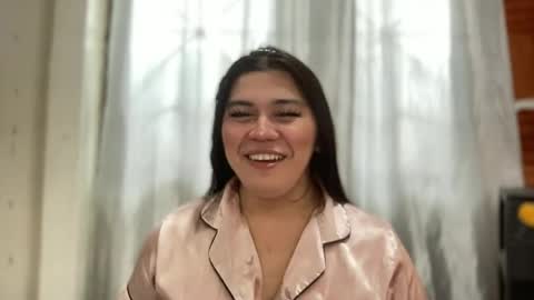 yoursexytowngirl online show from July 16, 10:11 pm