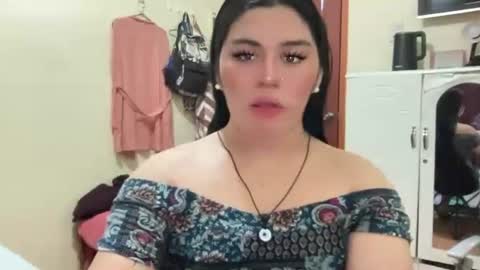 yoursexytowngirl online show from May 23, 6:09 am