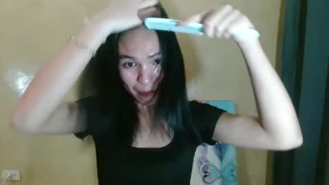 Kylie online show from April 20, 2:25 am