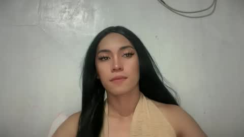 yoursweet_april19 online show from May 17, 11:30 am