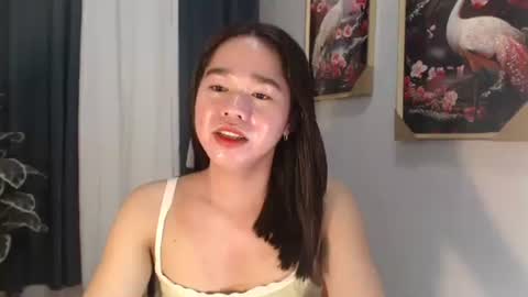 yourtinybunny online show from September 12, 2:19 pm