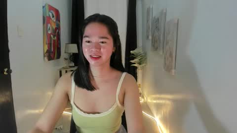 yourtinybunny online show from September 23, 11:59 am
