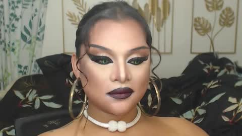 Snapshot of yourtrannyqueenxxx chatting on September 30, 10:53 pm Anastacia Grey online show from September 30, 10:53 pm