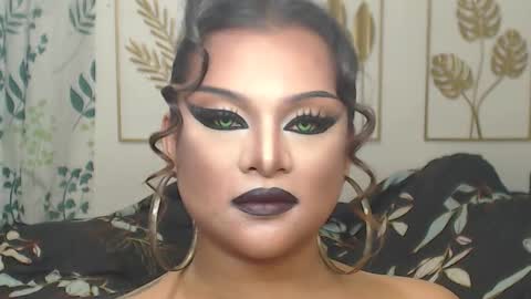 Snapshot of yourtrannyqueenxxx chatting on October 19, 10:14 pm Anastacia Grey online show from October 19, 10:14 pm