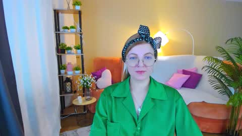 Alice online show from November 11, 9:33 am