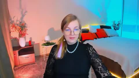 Alice online show from November 4, 10:38 am