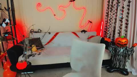 Alice online show from October 30, 9:10 am