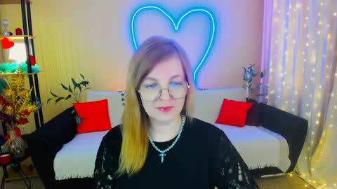 Alice online show from April 5, 9:17 am