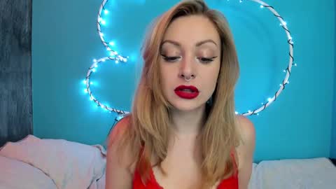 Snapshot of yourvenus00 chatting on February 13, 1:05 pm YourVenus00 -Follow my OF online show from February 13, 1:05 pm