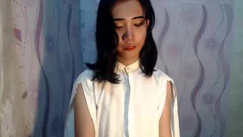 yourwife_material99 online show from March 20, 8:14 pm