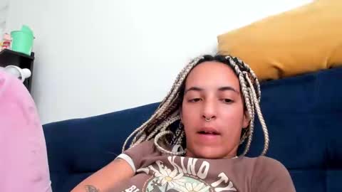 elizabeth  ju   online show from January 21, 10:08 pm