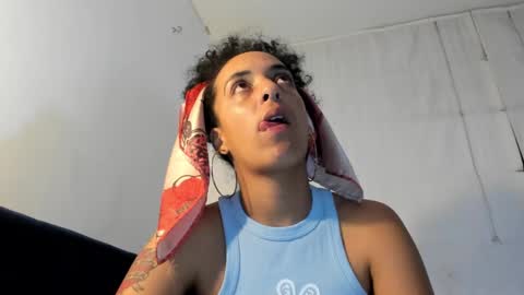 elizabeth  ju   online show from February 28, 2:53 am