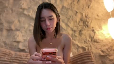 YowgineTheGreat online show from April 1, 10:05 am