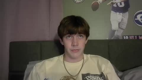 Snapshot of yp05 chatting on October 12, 11:28 pm YoungPhysique05 online show from October 12, 11:28 pm