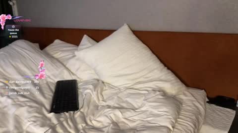 Sofa online show from March 2, 12:48 am