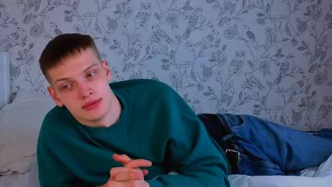 yrshela online show from April 12, 10:36 pm