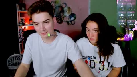 yudji_boy online show from September 19, 8:12 pm