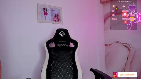 Yuliet online show from January 16, 4:27 pm