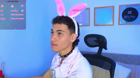 yulian_vasquez online show from September 9, 1:33 pm