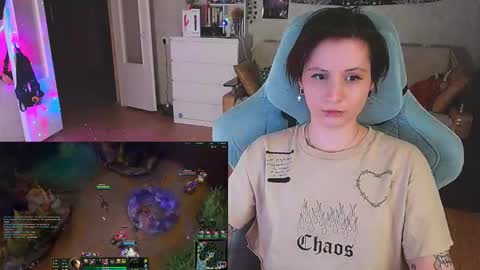 Kris online show from February 9, 8:02 pm