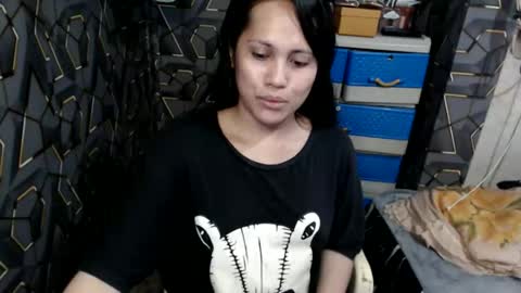 yumi online show from November 29, 12:07 am