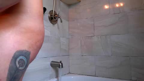 Snapshot of yumiepussyy chatting on September 13, 8:00 pm Payton kelly online show from September 13, 8:00 pm