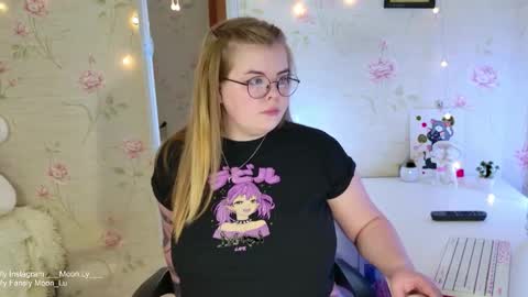 Polly online show from December 5, 12:58 pm