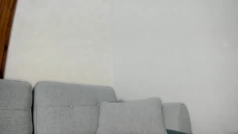 Yumi online show from February 2, 6:10 am