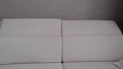Snapshot of yummy_blonde chatting on February 11, 10:58 am you babe online show from February 11, 10:58 am