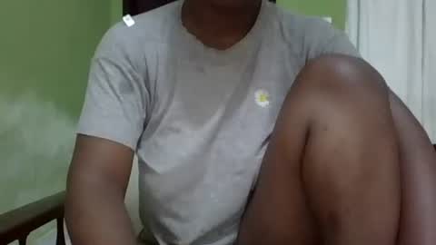 Snapshot of yummychocolate_2 chatting on October 10, 4:51 am YUMMY online show from October 10, 4:51 am