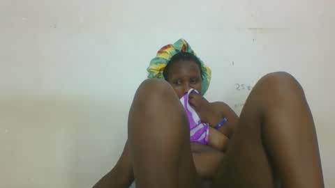 yummytitiess online show from November 1, 10:42 pm