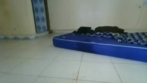 yummytitiess online show from December 4, 5:51 am