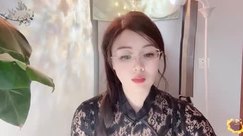 YunEr online show from March 4, 6:04 am