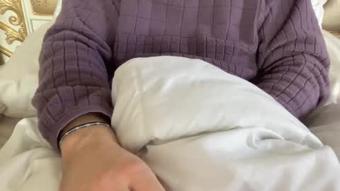 Yung Bull online show from December 1, 4:32 pm