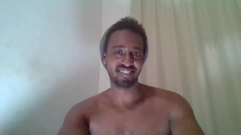 Snapshot of yungma chatting on December 15, 12:40 am yungswade online show from December 15, 12:40 am