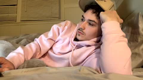 yungstudbev online show from March 5, 2:46 am