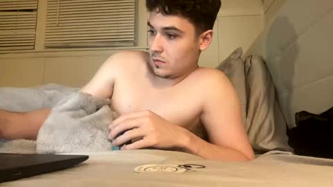 yungstudbev online show from March 9, 6:06 am