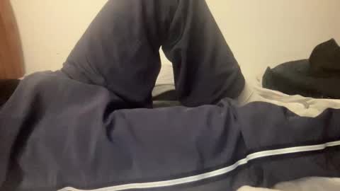 yungwolf69 online show from December 4, 8:14 am