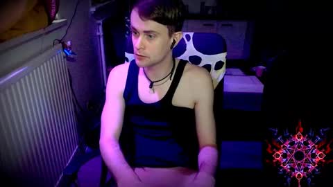   online show from December 27, 8:35 am