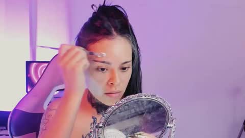 tazzie online show from October 31, 5:13 pm